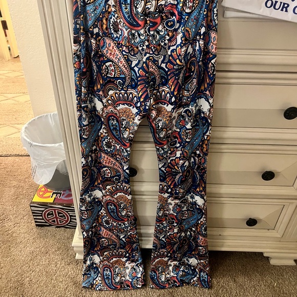 Pants - Women’s Flare Pattern pants. Women’s (S/M) polyester.